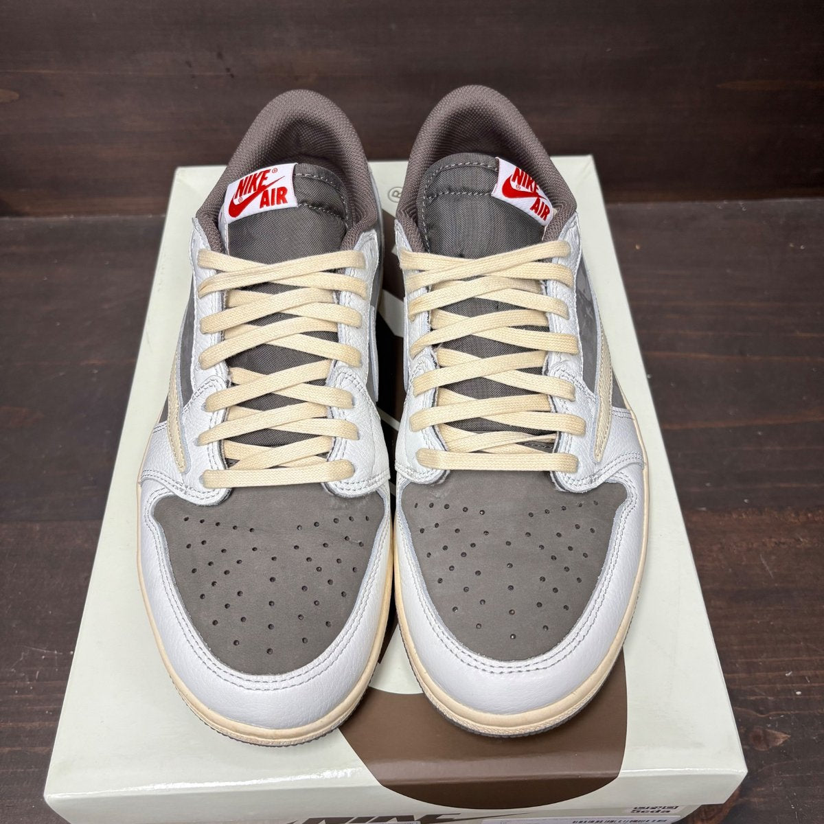 Jordan 1 Retro Low OG SP Travis Scott Reverse Mocha Size 10 (Pre-Owned) - side