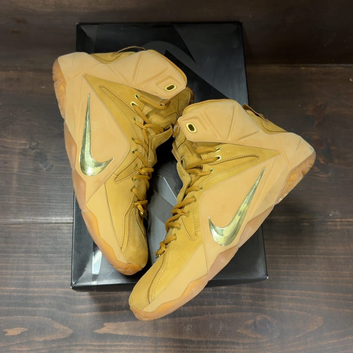 Nike LeBron 12 EXT Wheat Size 9 (Pre-Owned) - back