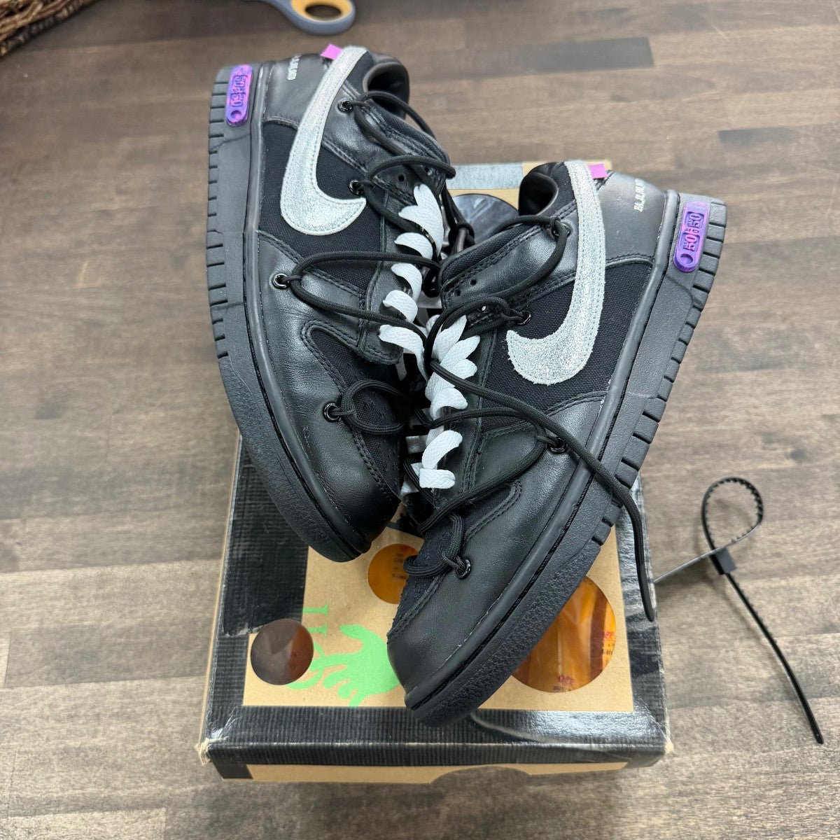 Nike Dunk Low Off-White Lot 50 Size 9 (Pre-Owned) - Image 1