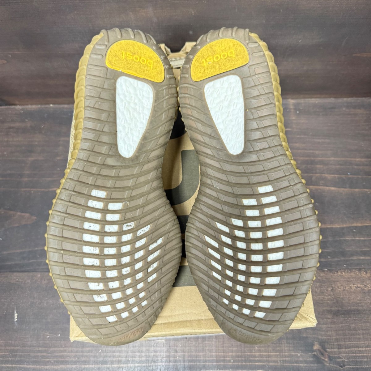 adidas Yeezy Boost 350 V2 Earth Size 9.5 (Pre-Owned)