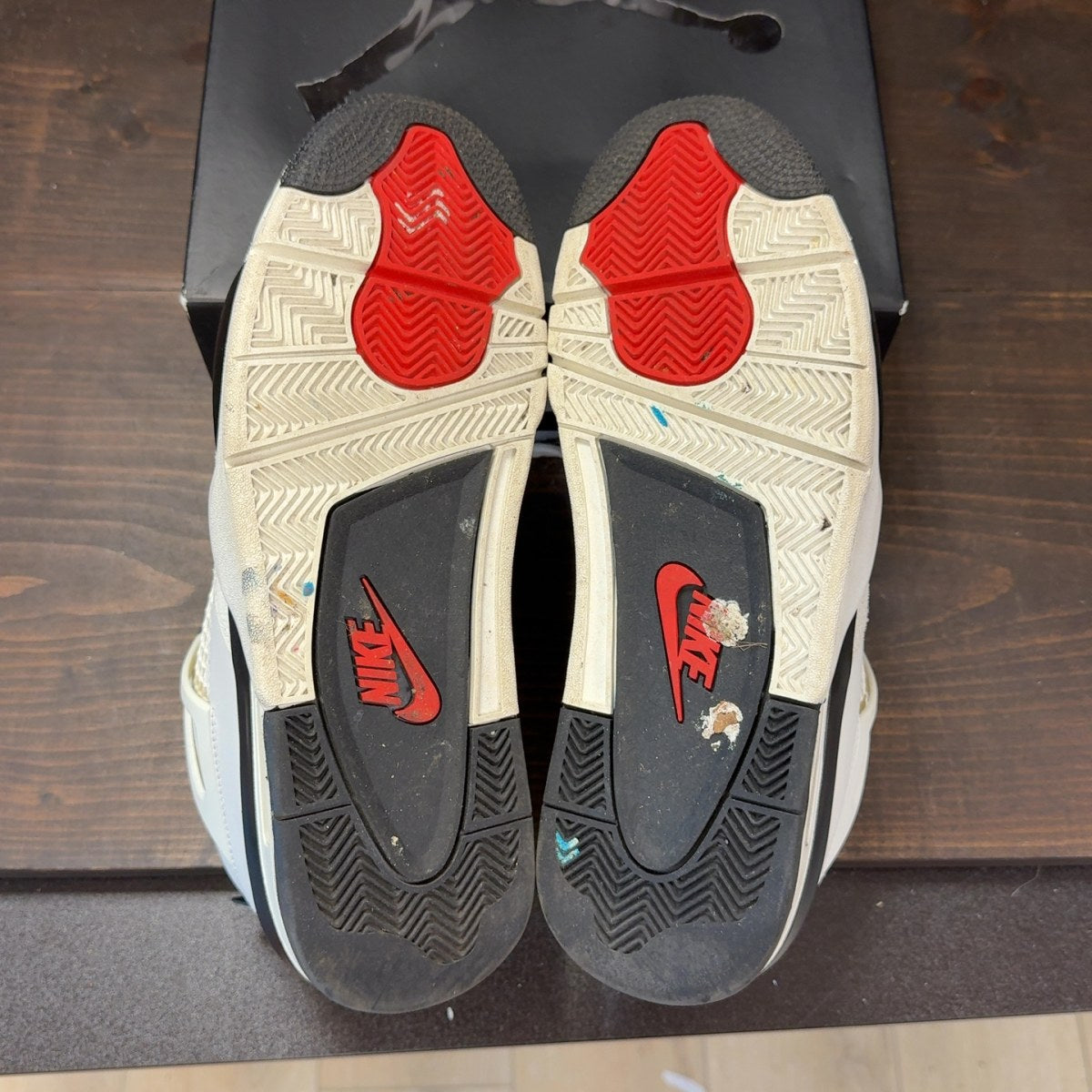 Jordan 4 Retro OG Flight Club - Image 9