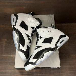 Jordan 6 Retro Oreo (2026) - Image 2