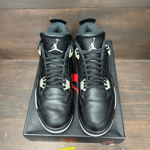 Jordan 4 Retro Oreo (2015) - Image 2