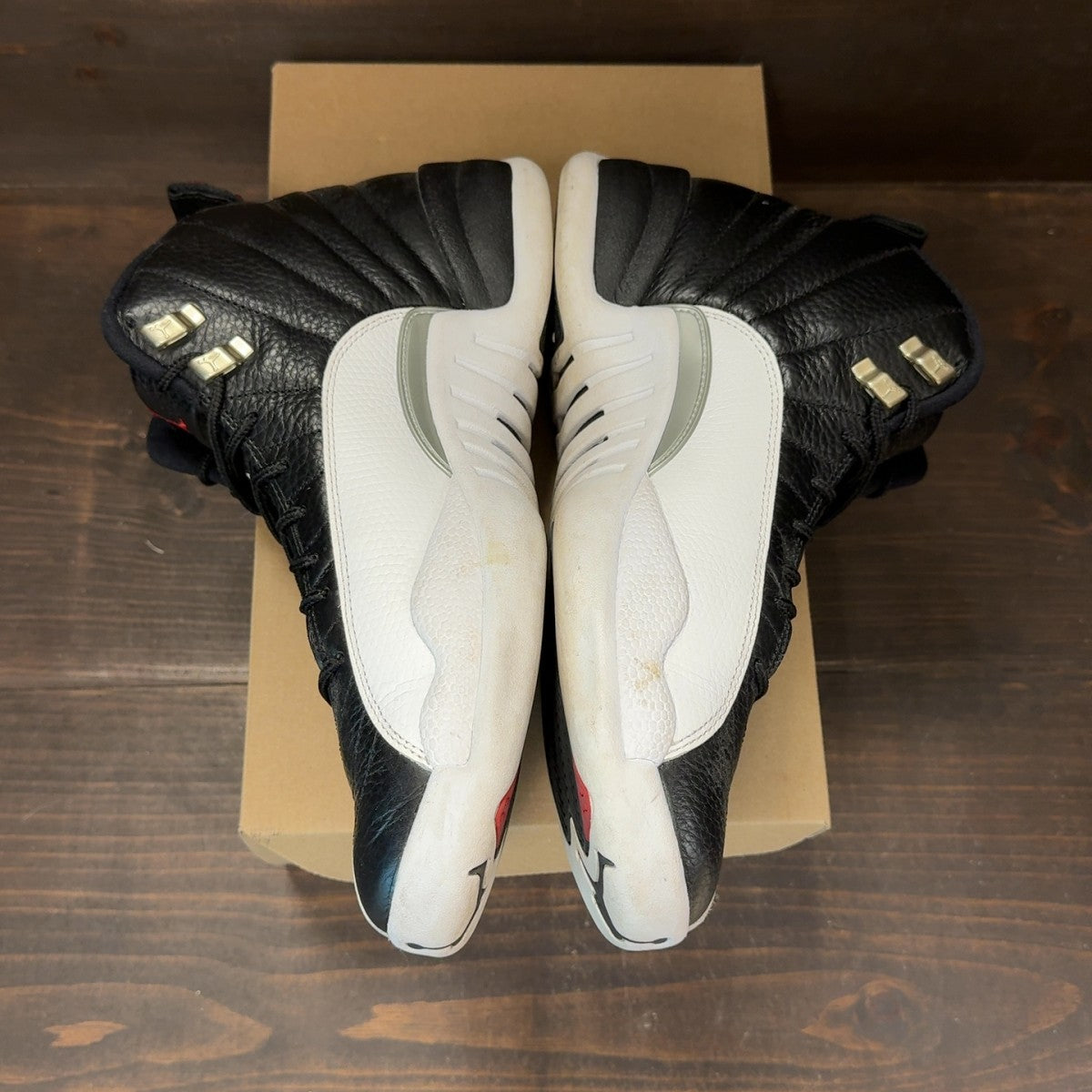 Jordan 12 Retro Playoffs (2022) Size 11 (Pre-Owned) - Image 4