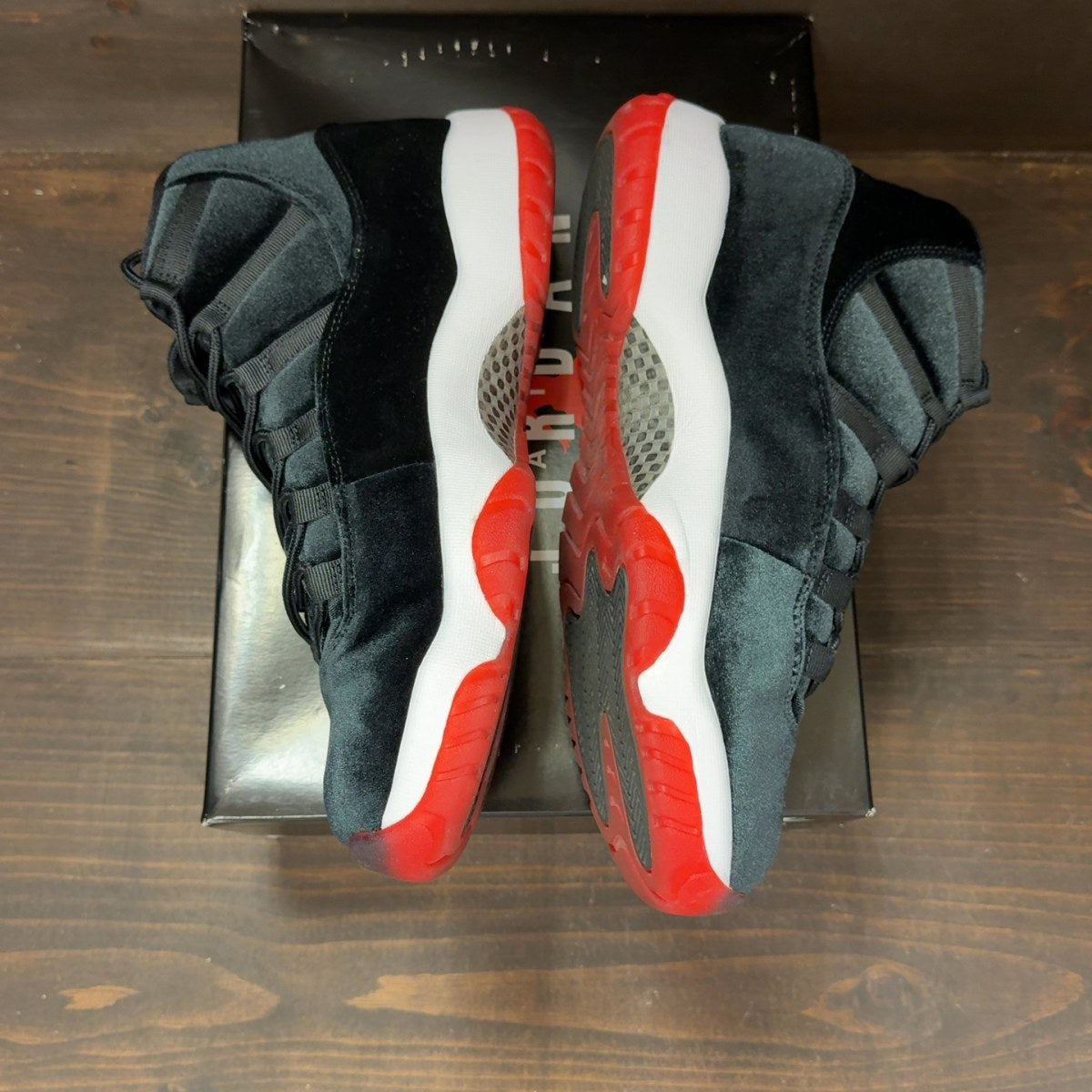 Jordan 11 Retro Bred Velvet (Women's) - Image 4