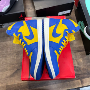 Jordan 1 Retro High OG Reverse Laney (Women's) Size 11.5W (Pre-Owned) - Image 3