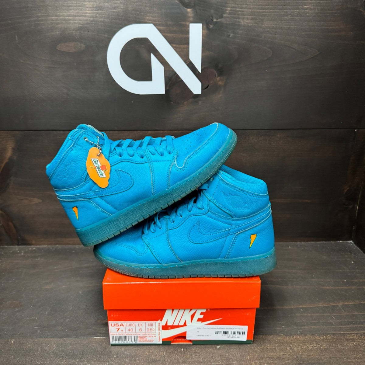 Jordan 1 Retro High Gatorade Blue Lagoon (GS) - Image 1
