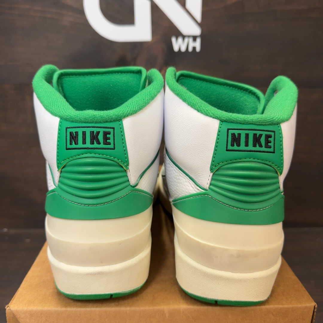 Jordan 2 Retro Lucky Green Size 10 (Pre-Owned) - Image 4