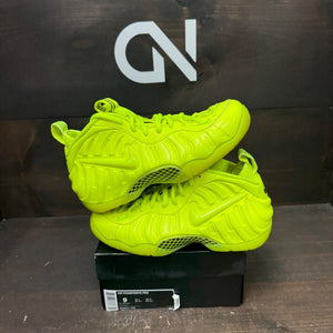 Nike Air Foamposite Pro Volt Size 9 (Pre-Owned) - front