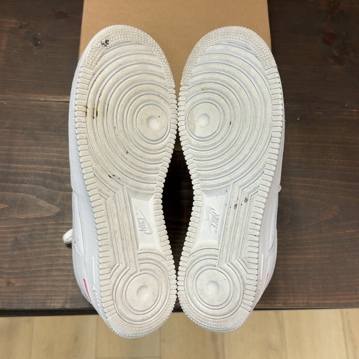 Nike Air Force 1 Low Supreme White Size 11 (Pre-Owned) - aux