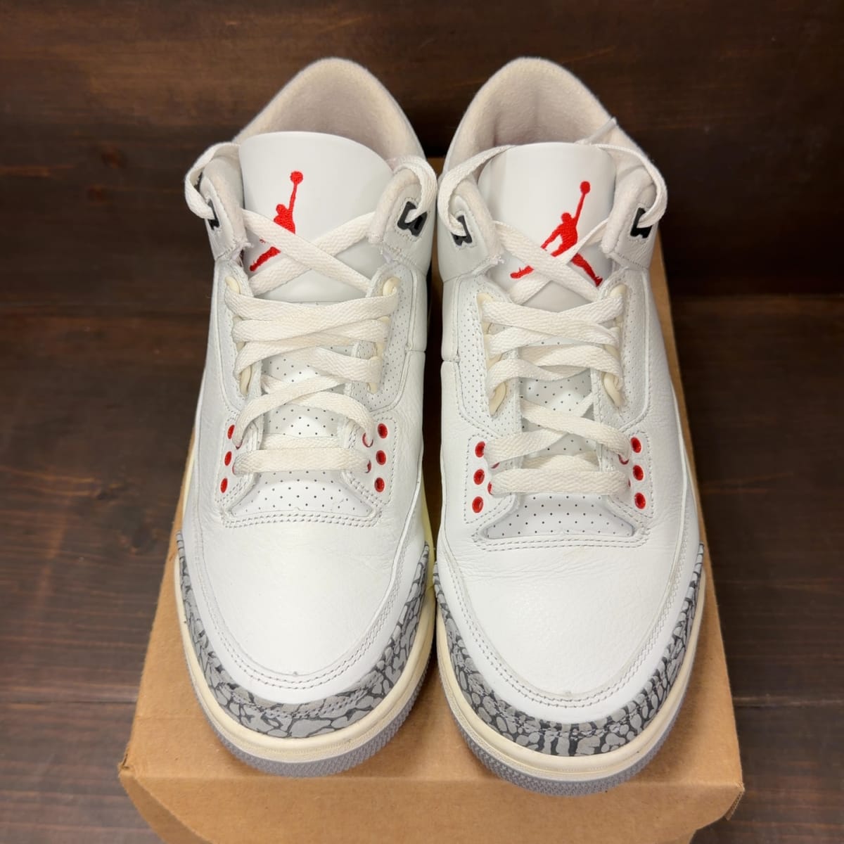 Jordan 3 Retro White Cement Reimagined Size 8.5 (Pre-Owned) - tag