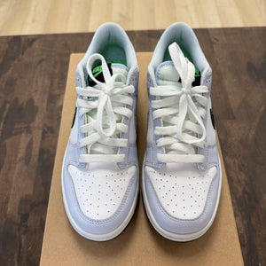 Nike Dunk Low Grey Green Strike (GS) Size 7Y (Pre-Owned) - Image 2