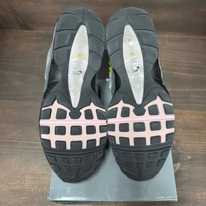 Nike Air Max 95 OG Big Bubble Pink Foam (Women's) - Image 5