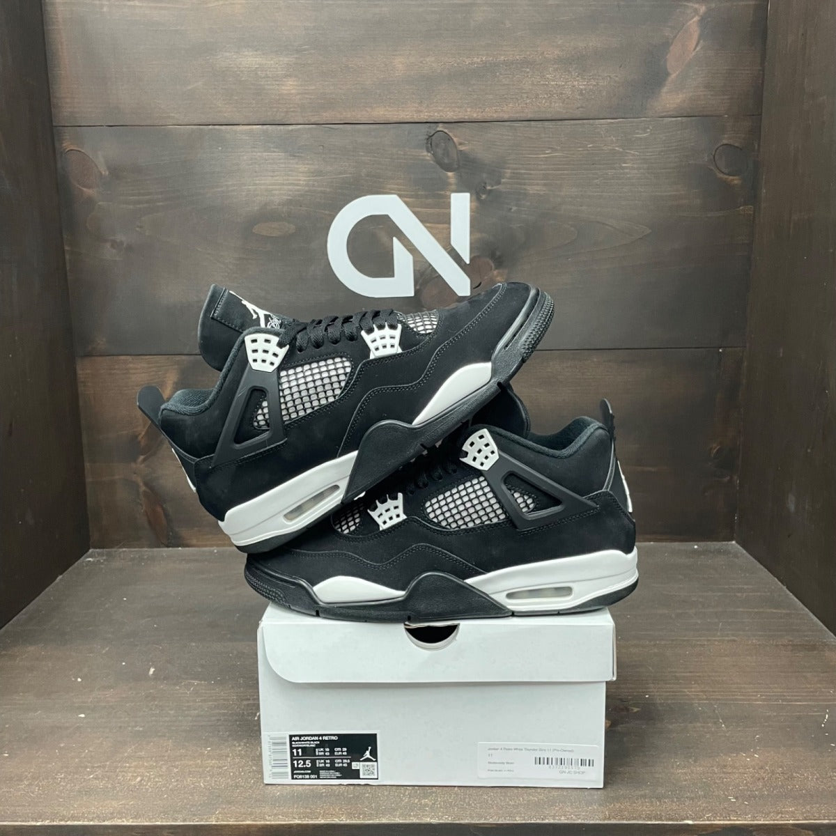 Jordan 4 Retro White Thunder - Image 1