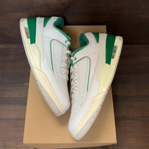 Jordan 2/3 White Pine Green Size 9 (Pre-Owned) - Image 2