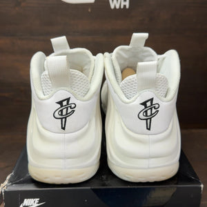 Nike Air Foamposite One Triple White Size 13 (Pre-Owned) - aux