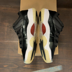 Jordan 11 Retro Low 72-10 Size 8.5 (Pre-Owned) - aux