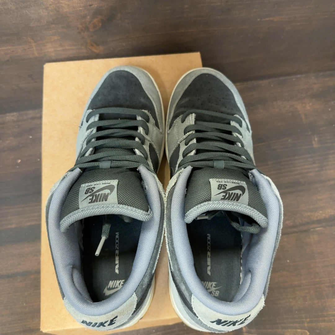 Nike SB Dunk Low Dark Smoke Grey Size 12 (Pre-Owned) - Image 5