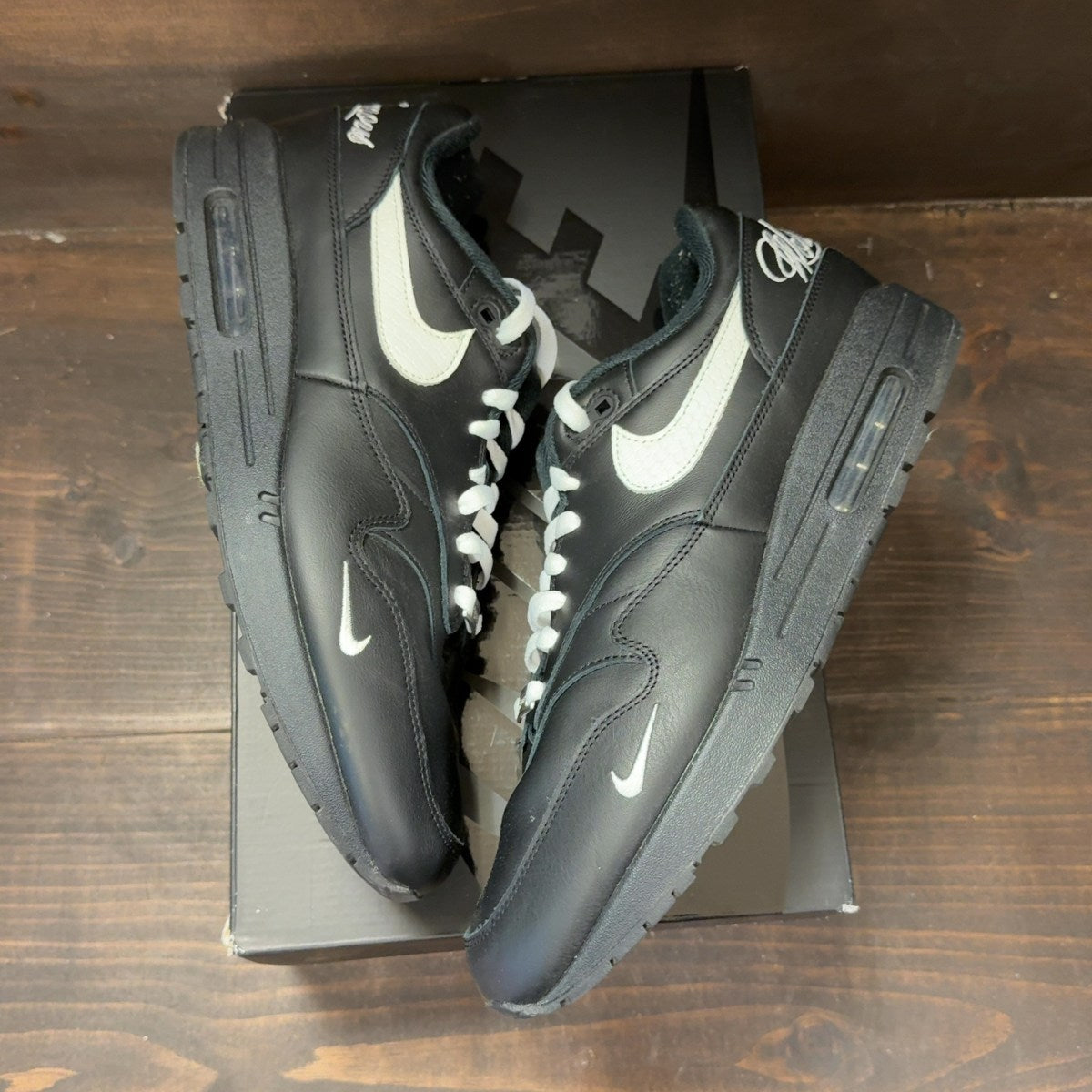 Nike Air Max 1 '87 SP Supreme Black White - Image 2
