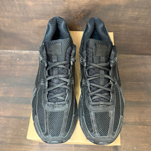 Nike Zoom Vomero 5 Triple Black Size 12 (Pre-Owned) - Image 2