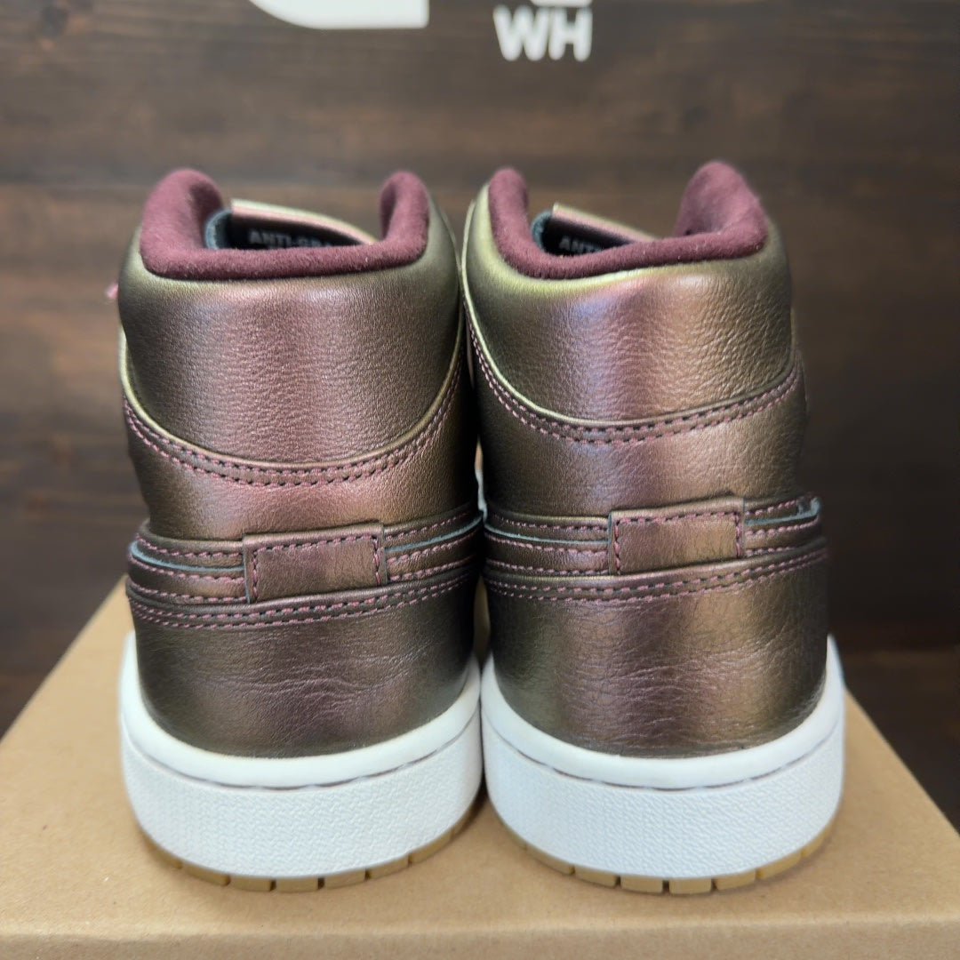 Jordan 1 Mid Nouveau Deep Burgundy Gum Size 9.5 (Pre-Owned) - Image 4