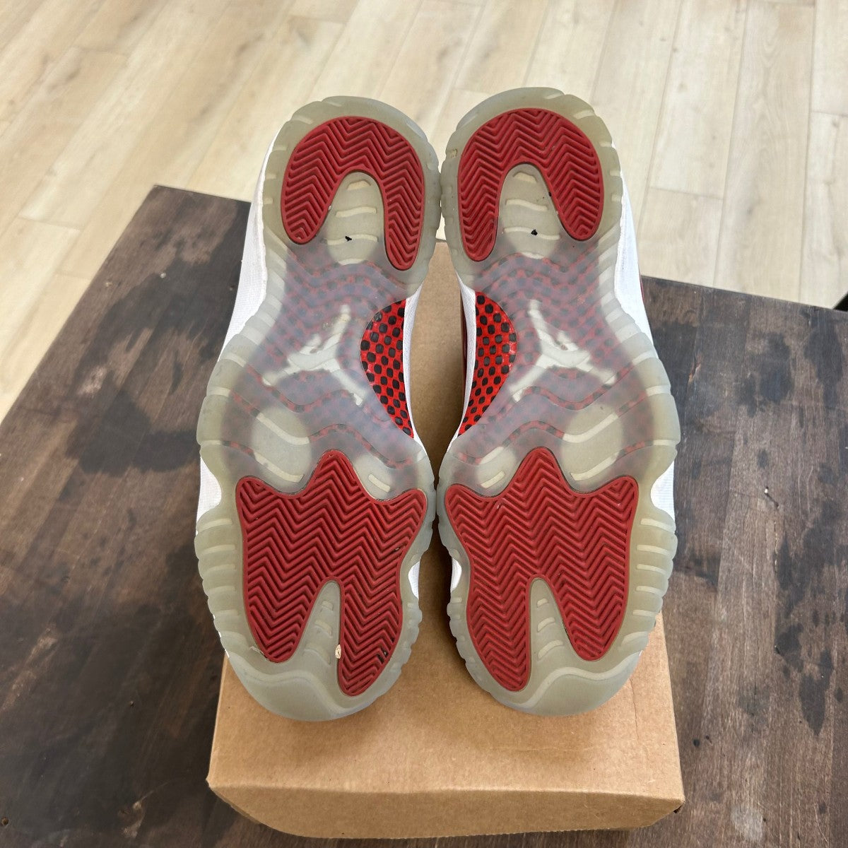 Jordan 11 Retro Cherry (2022) Size 10 (Pre-Owned) - Image 5