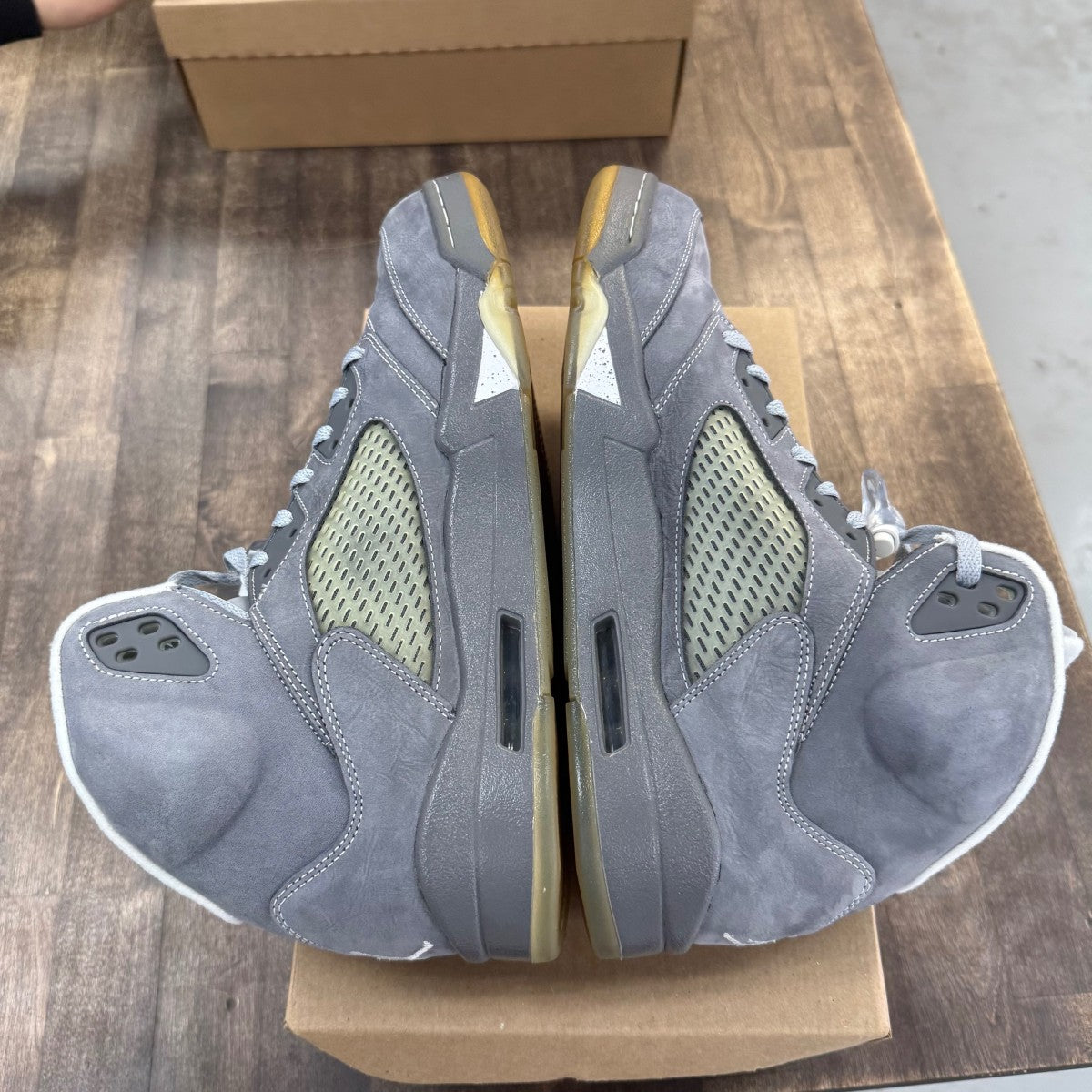 Jordan 5 Retro Wolf Grey (2011) Size 13 (Pre-Owned) - Image 4