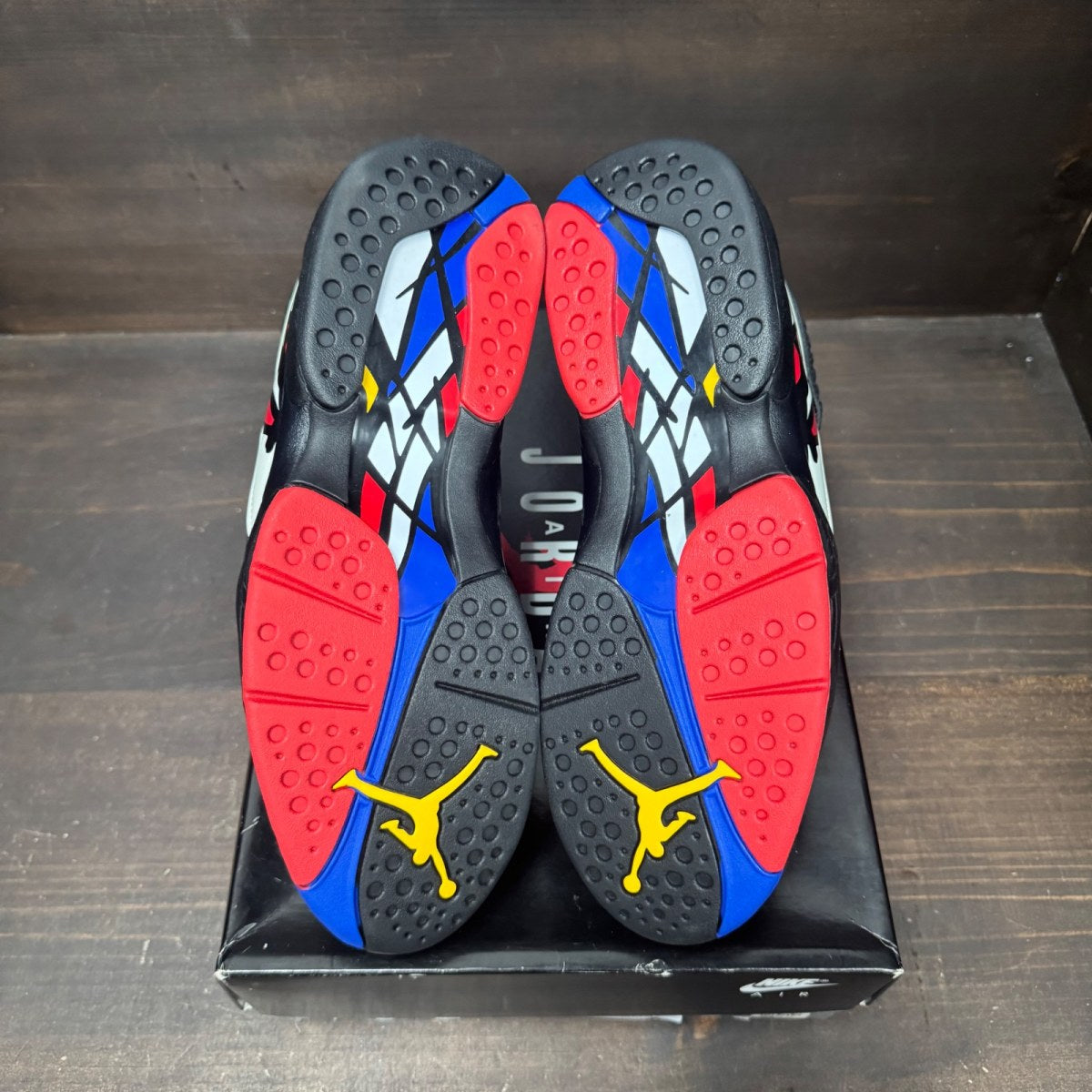 Jordan 8 Retro Playoffs (2023) Size 10 (Pre-Owned) - box
