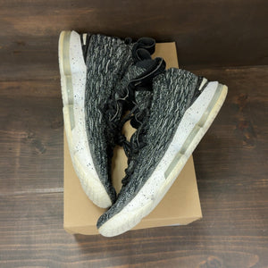 Nike LeBron 15 Ashes Size 12 (Pre-Owned) - Image 2