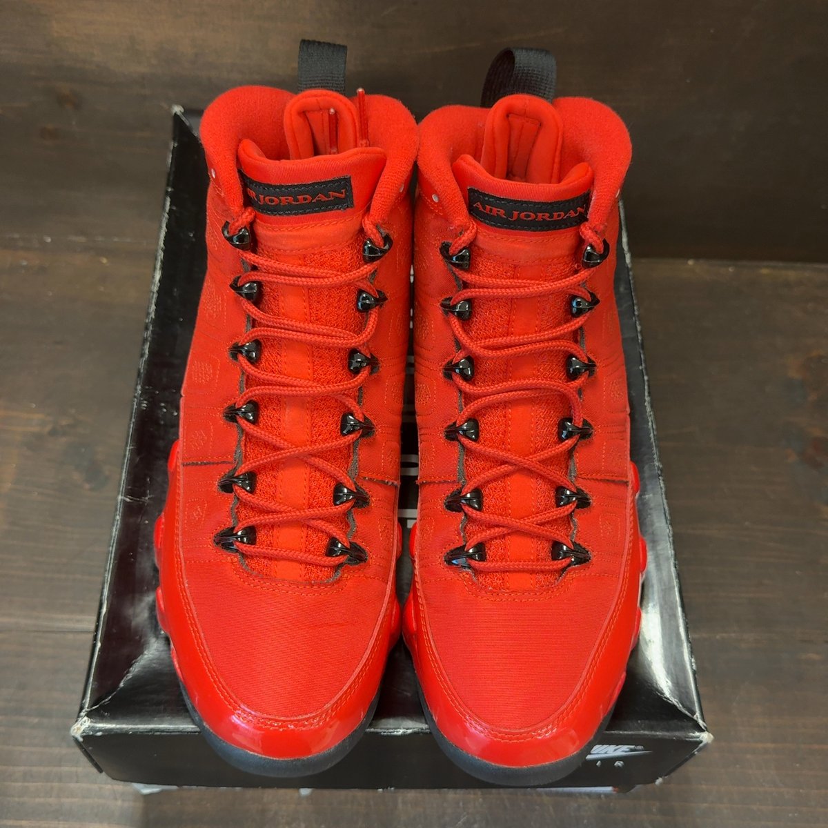 Jordan 9 Retro Chile Red Size 9 (Pre-Owned) - tag