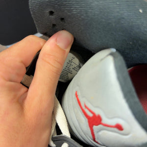 Jordan 5 Retro OG Black Metallic Reimagined Size 9 (Pre-Owned) - Image 7