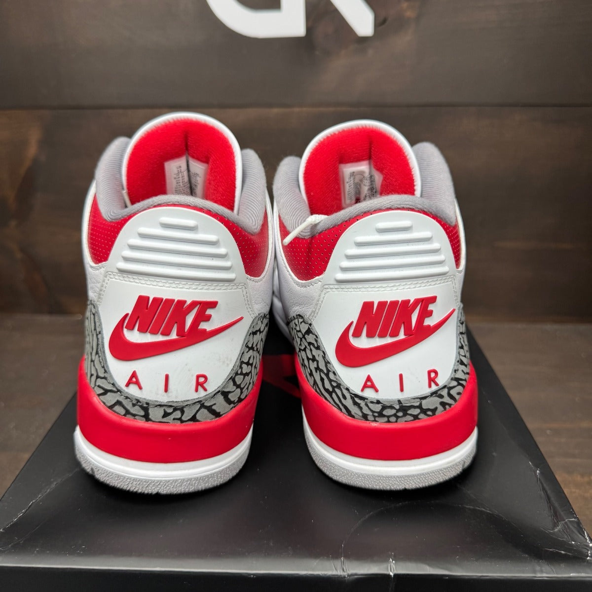 Jordan 3 Retro Fire Red (2022) - Image 5