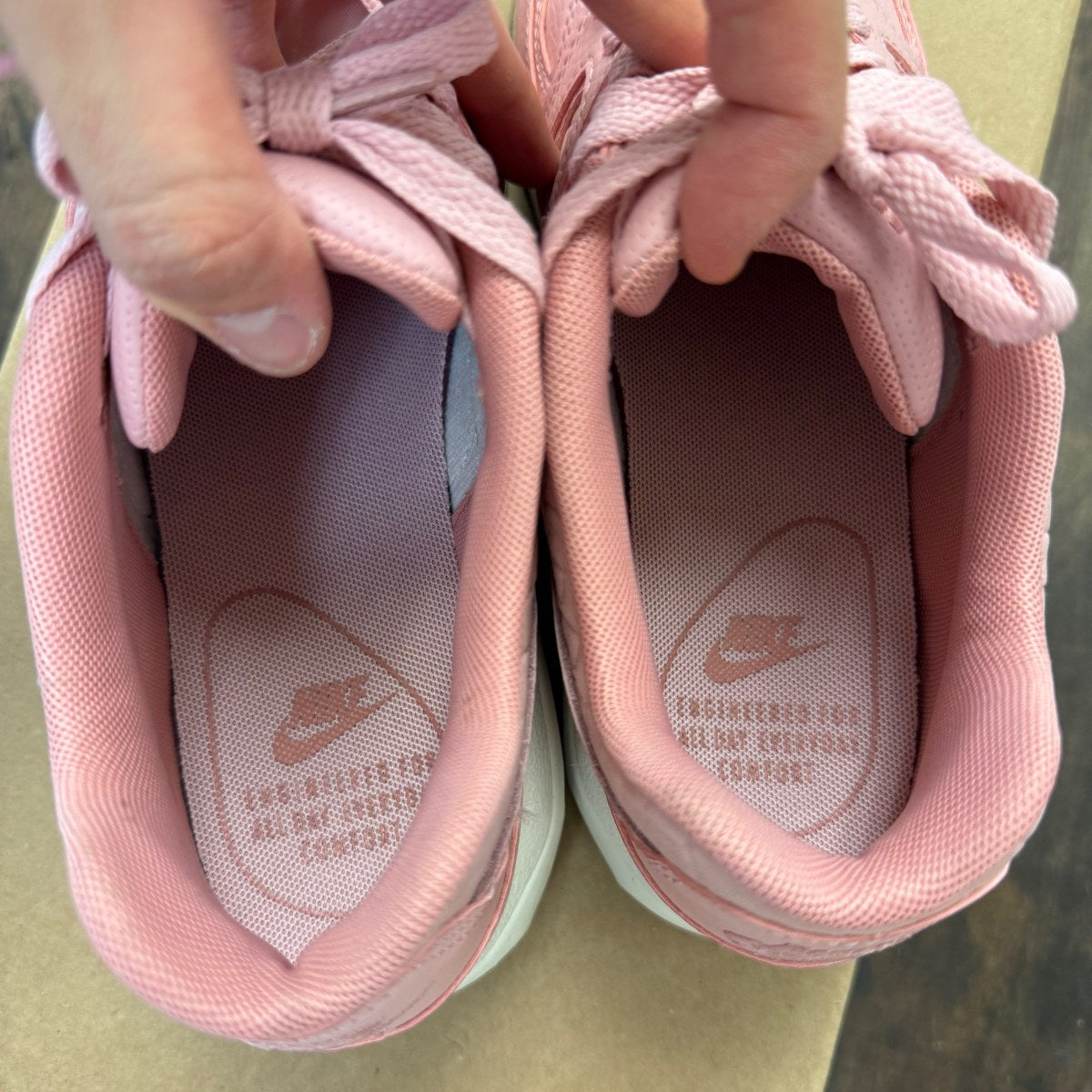 Nike Air Max Command Premium Pink Glaze (Women's) Size 7.5W (Pre-Owned) - Image 3