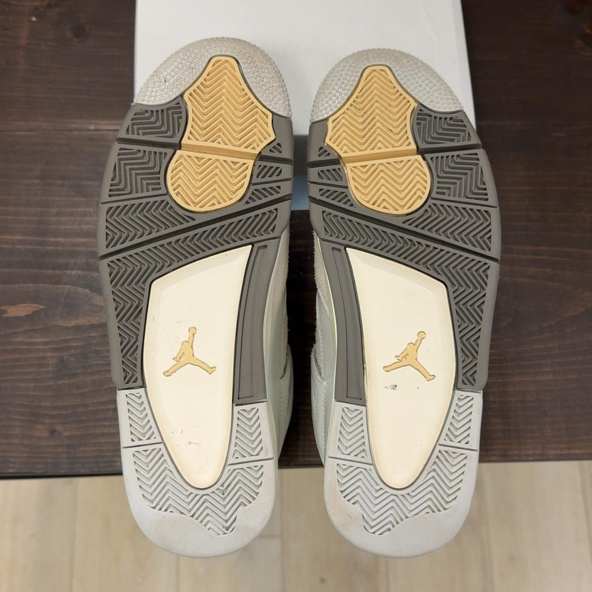 Jordan 4 Retro SE Craft Photon Dust Size 11 (Pre-Owned) - aux