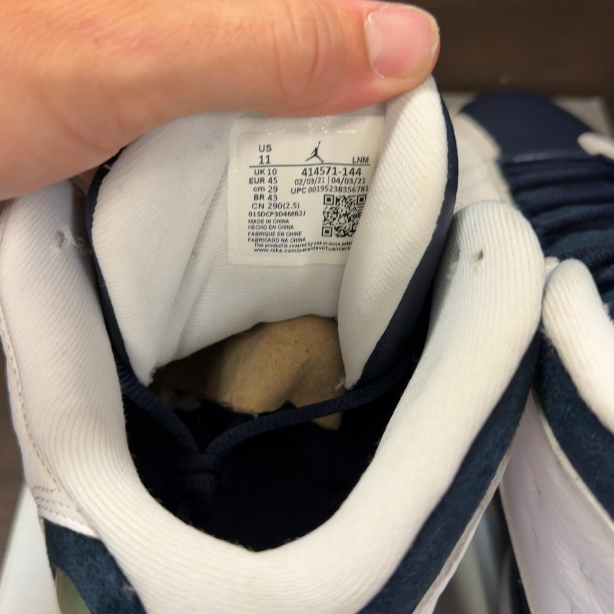Jordan 13 Retro Obsidian Powder Blue White - Image 7
