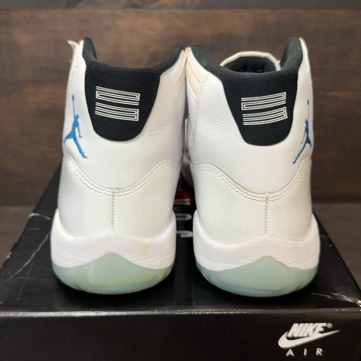 Jordan 11 Retro Legend Blue (2024) - Image 5