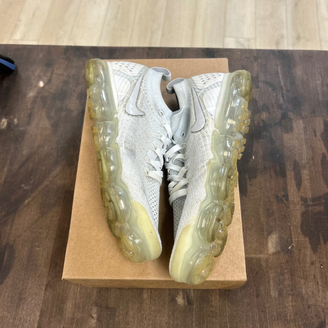 Nike Air VaporMax Flyknit 2 White Vast Grey Size 10.5 (Pre-Owned) - Image 1