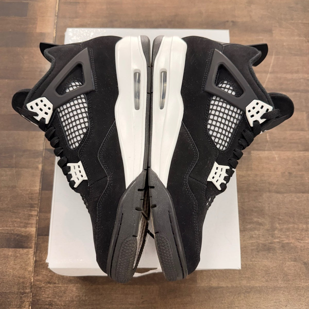 Jordan 4 Retro White Thunder - Image 3