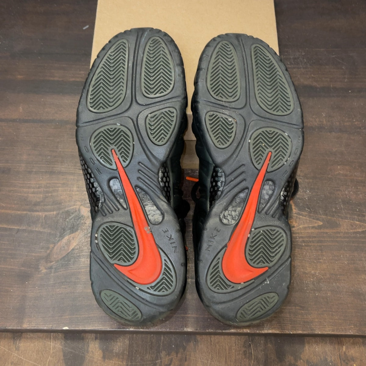 Nike Air Foamposite Pro Sequoia Size 11 (Pre-Owned) - Image 8