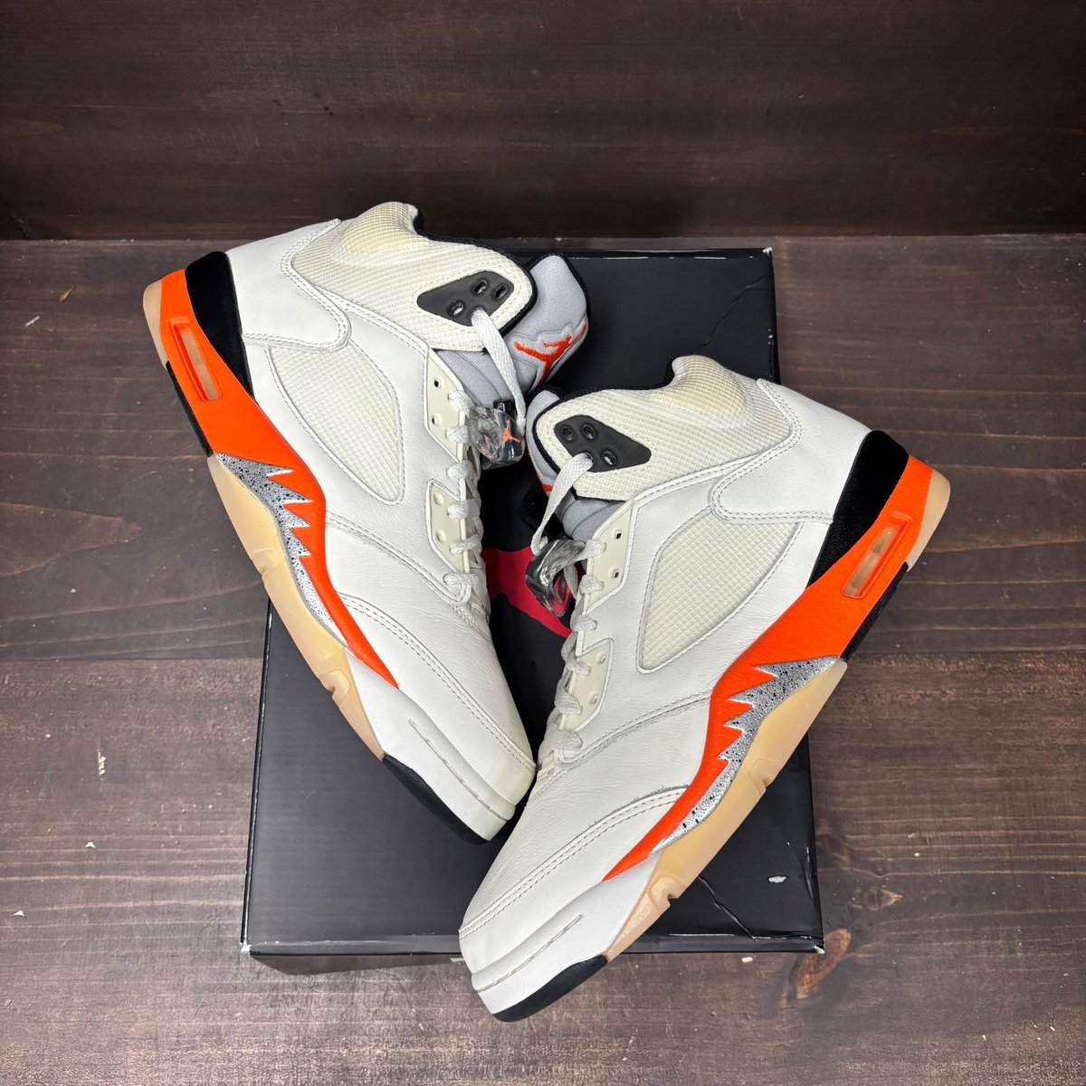 Jordan 5 Retro Shattered Backboard Size 10 (Pre-Owned) - back