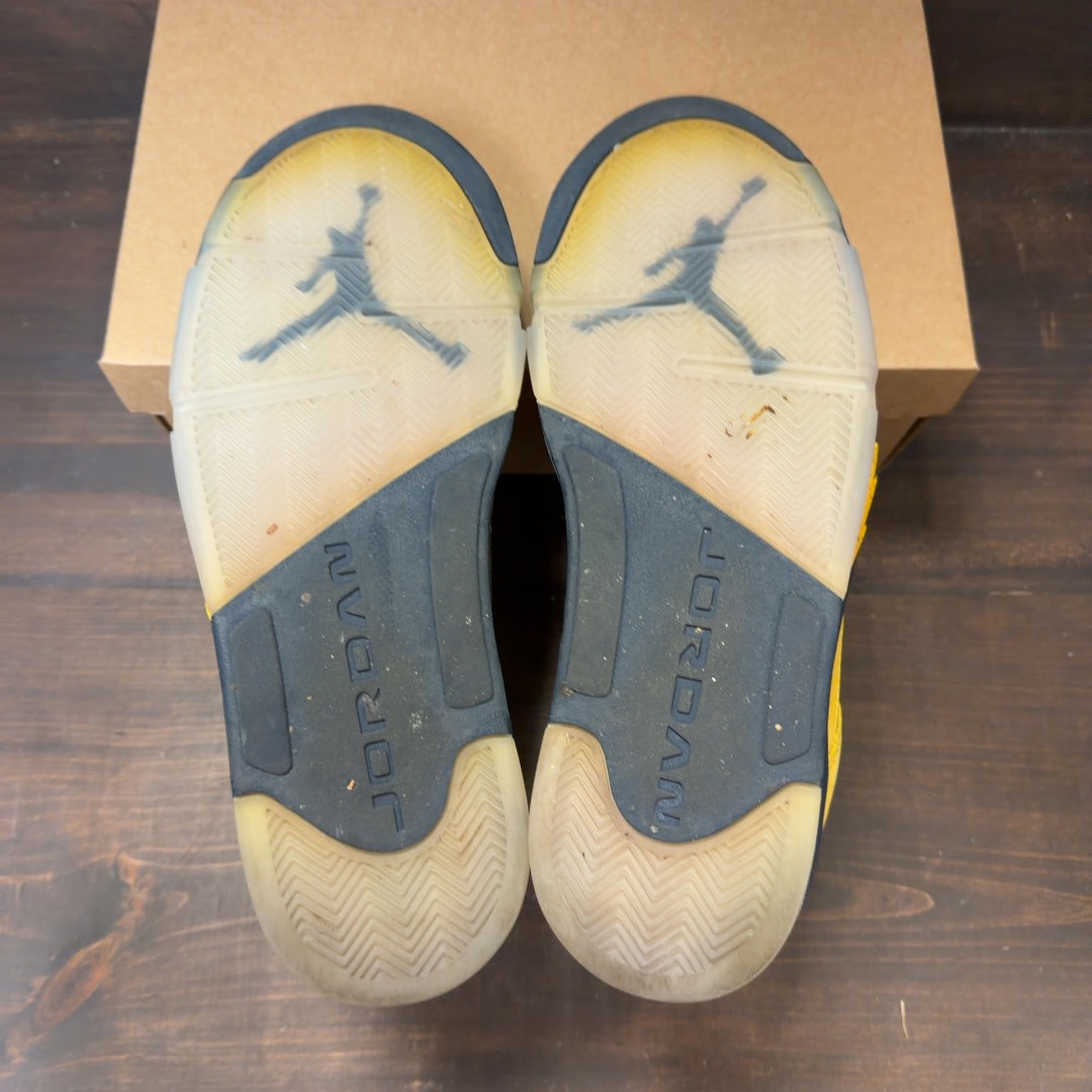 Jordan 5 Retro Michigan (2019) Size 12 (Pre-Owned) - Image 7