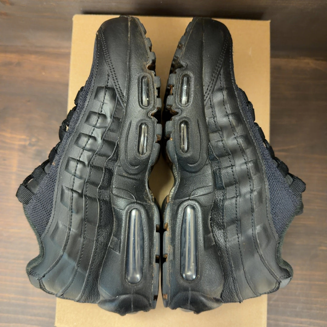 Nike Air Max 95 Recraft Triple Black (GS) Size 6.5Y (Pre-Owned) - Image 5