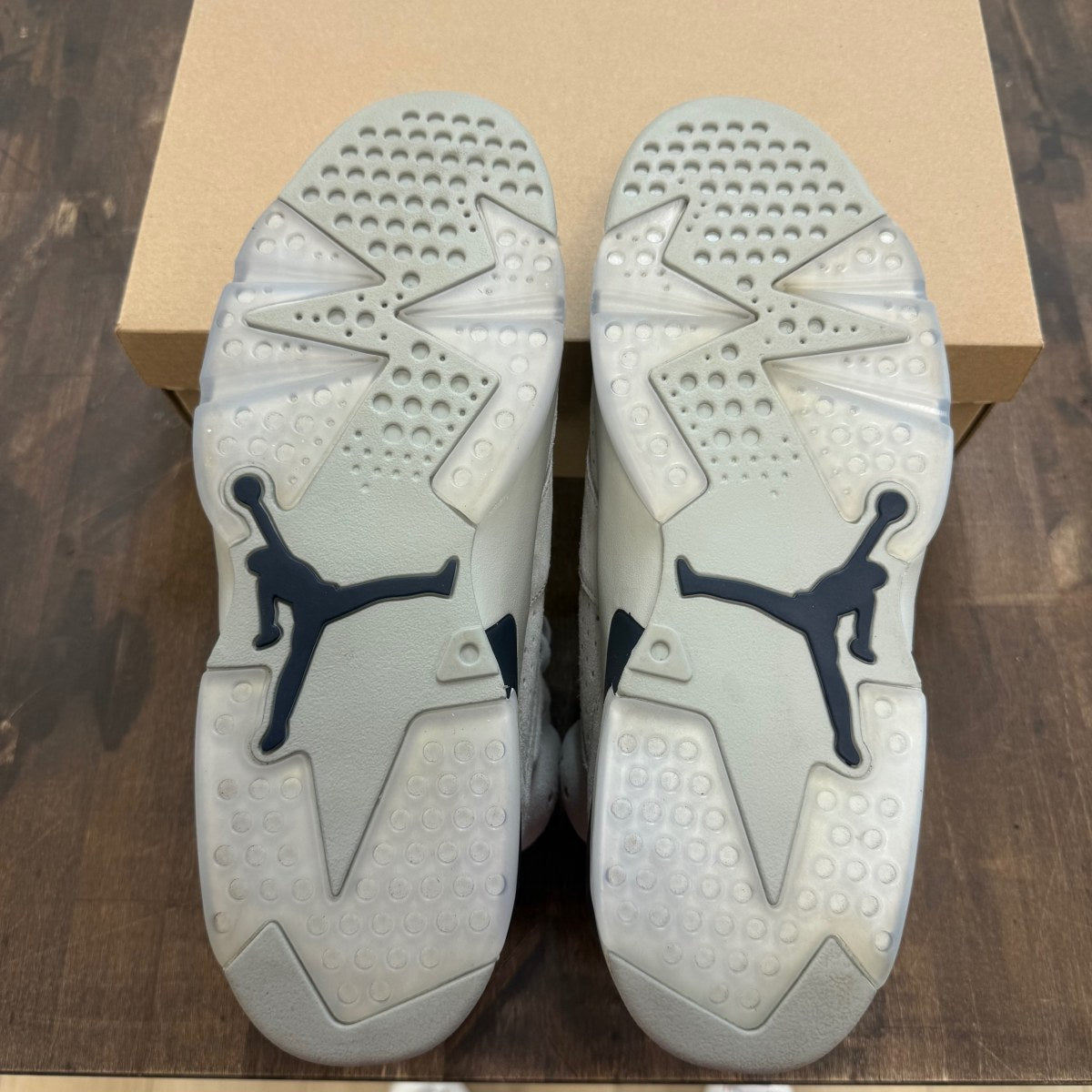 Jordan 6 Retro Georgetown (2022) Size 11.5 (Pre-Owned) - Image 3