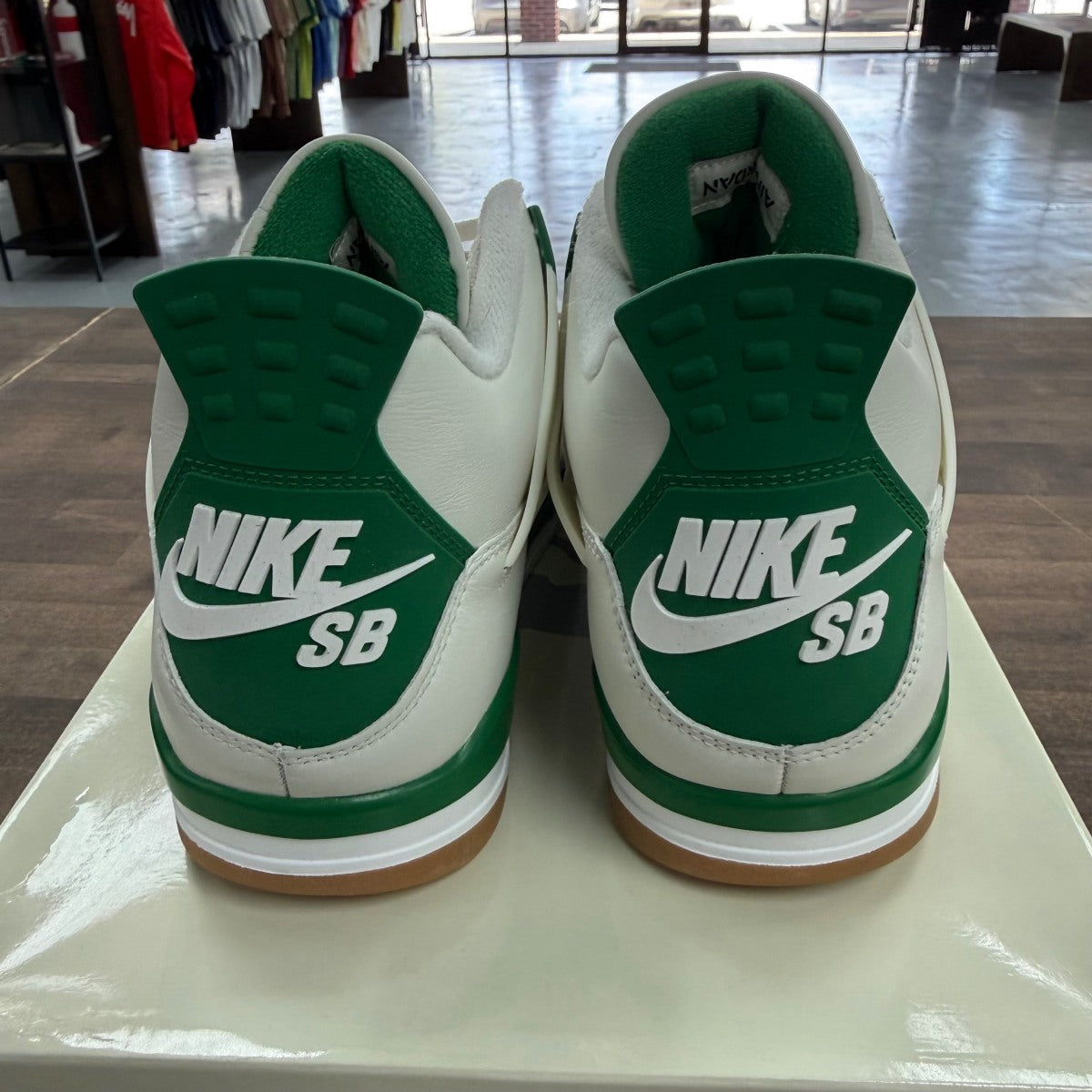 Jordan 4 Retro SB Pine Green Size 13 (Pre-Owned) - Image 3