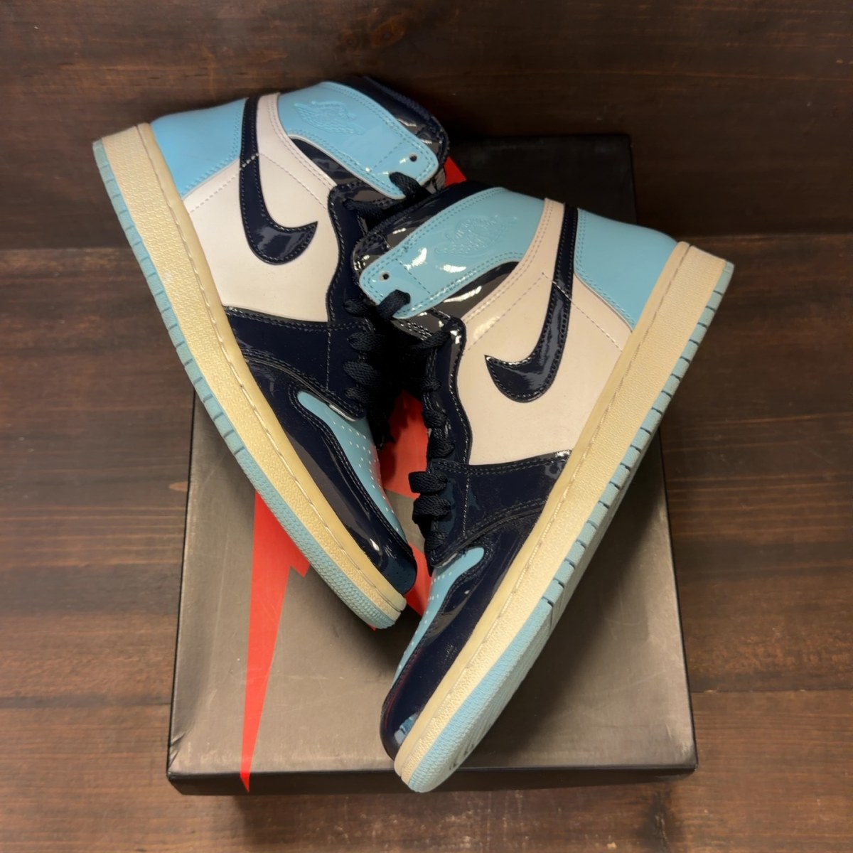 Jordan 1 Retro High UNC Patent (Women's) - Image 2