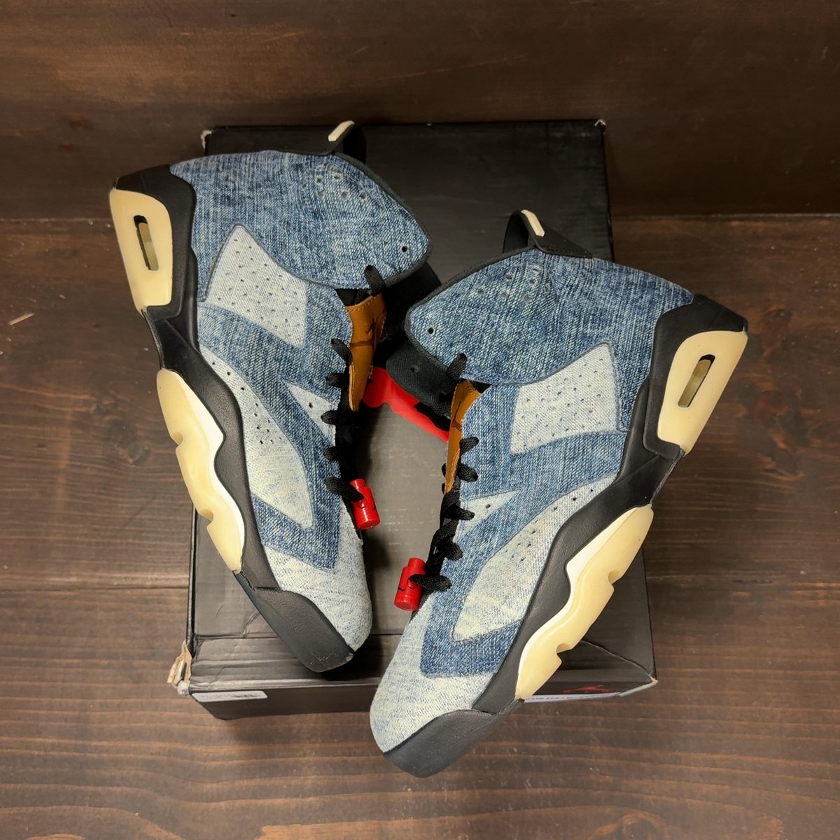 Jordan 6 Retro Washed Denim Size 10 (Pre-Owned) - back