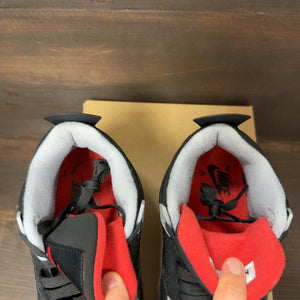 Jordan 4 Retro Bred (2019) Size 7 (Pre-Owned) - Image 4