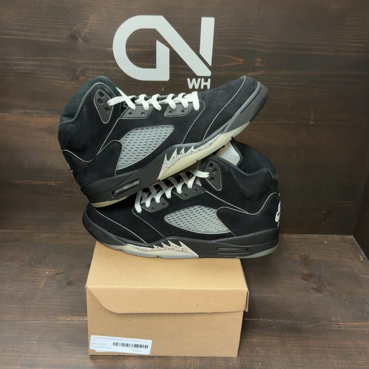 Jordan 5 Retro OG Black Metallic Reimagined Size 13 (Pre-Owned) - front