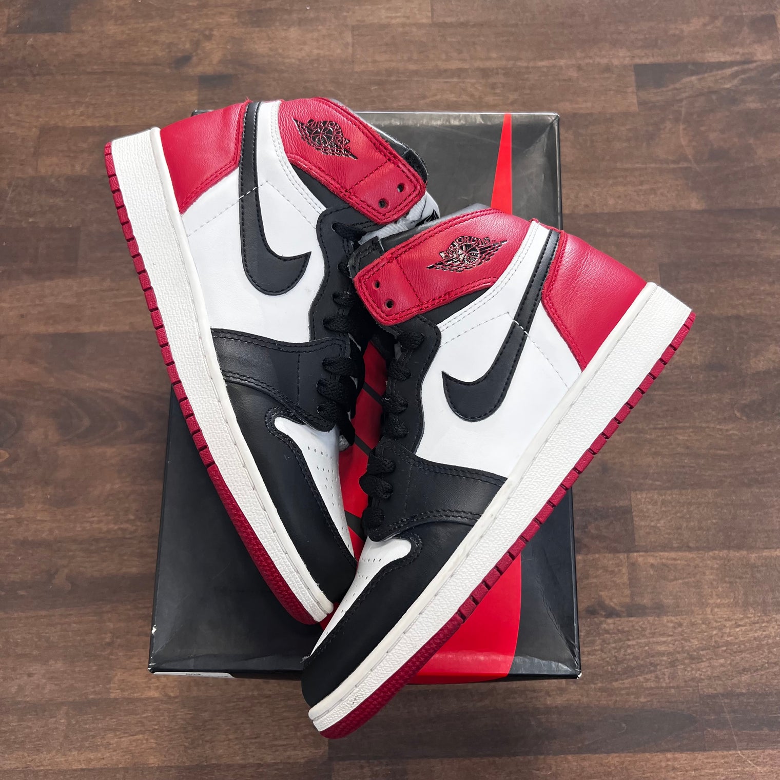 Black Toe Jordan 1 High (USED, No Box)