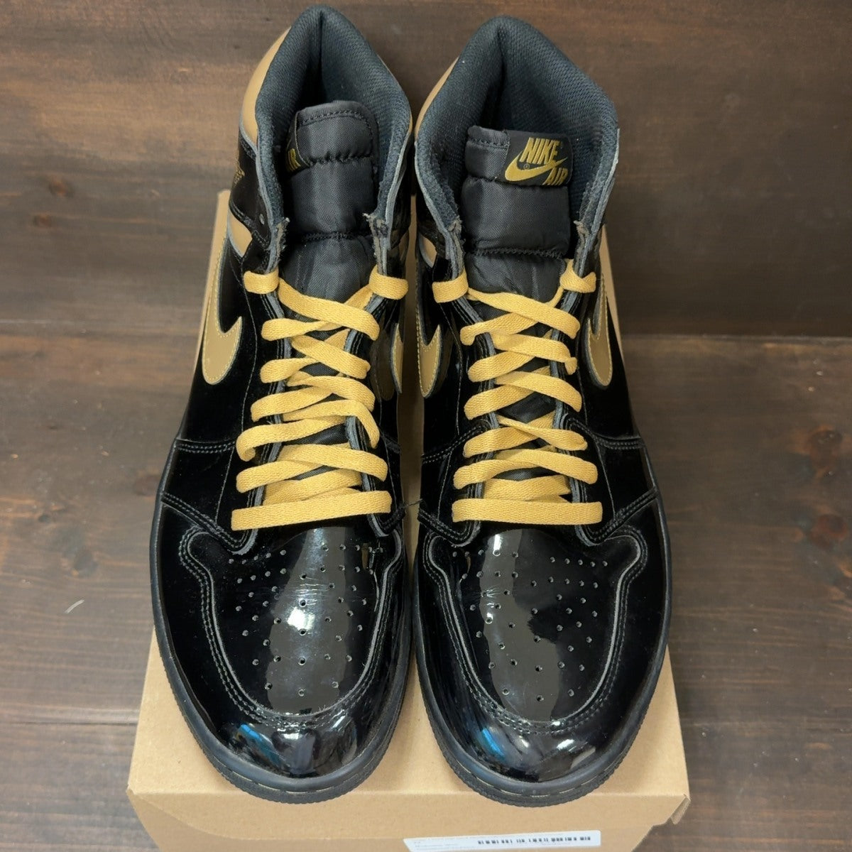 Jordan 1 Retro High Black Metallic Gold (2020) Size 13 (Pre-Owned) - Image 3